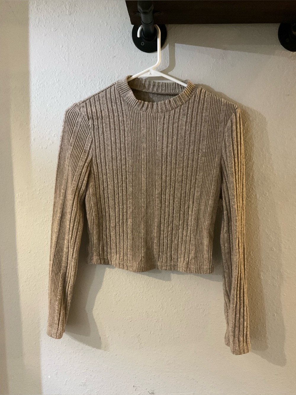 SHEIN Beige Ribbed Knit Long-Sleeve Crop